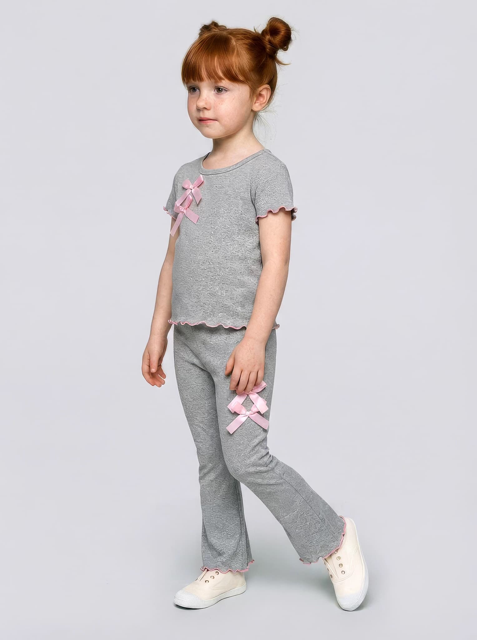 Conjunto gris con detalles rosa — conjunto para niña