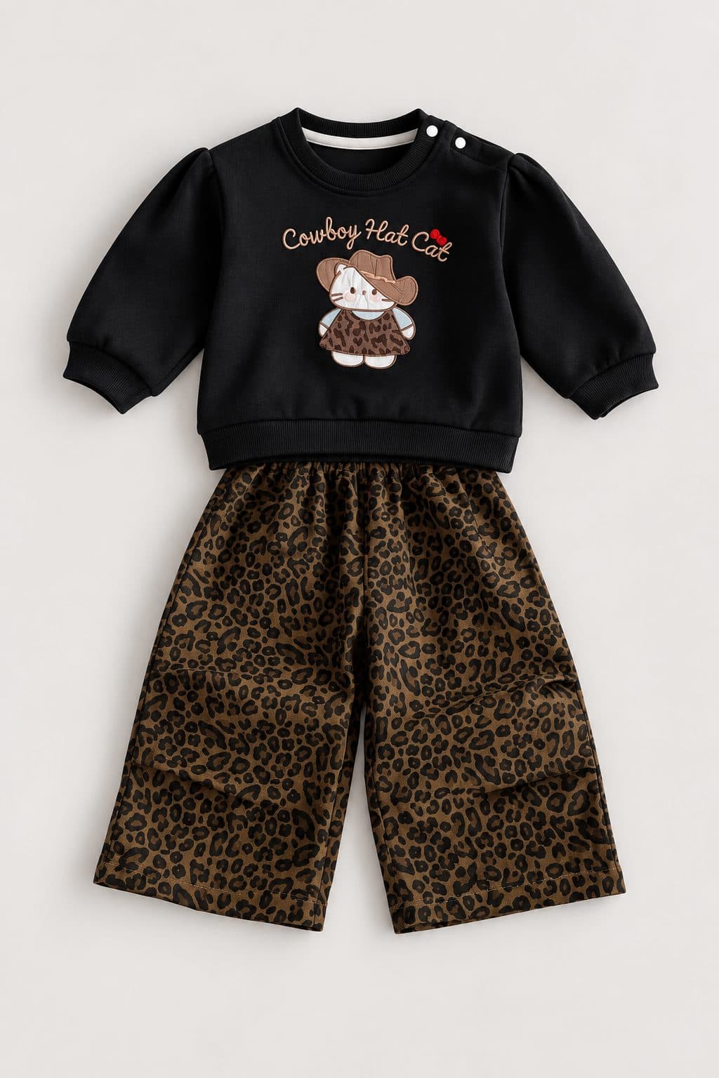 CONJUNTO NEGRO CON SHORT ANIMAL PRINT — ropa importada para niña