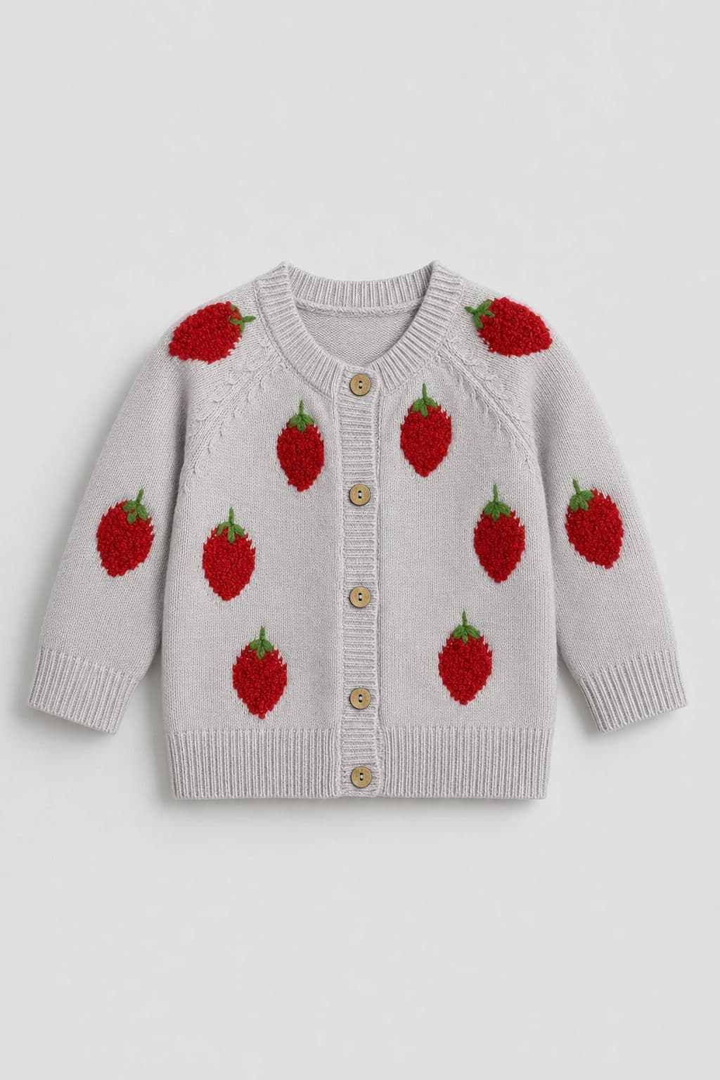 CHOMPA TEJIDA CON FRESAS — casaca para niña