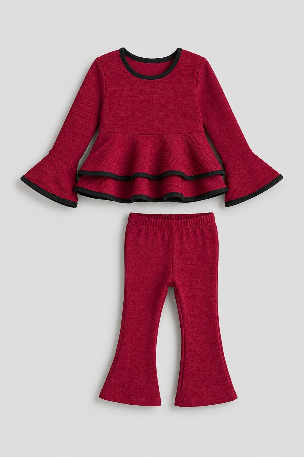 CONJUNTO GUINDA CON VOLANTES — conjunto para niña