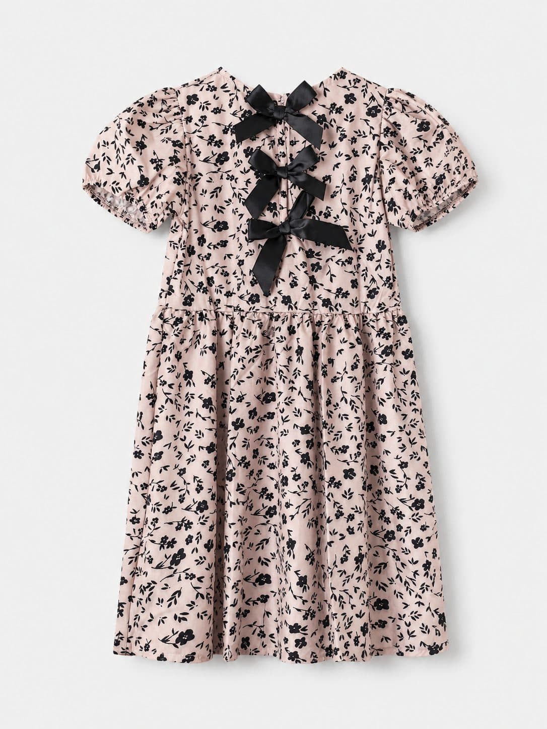 VESTIDO FLOREADO ROSADO CON MOÑOS EN LA ESPALDA — vestido para niña