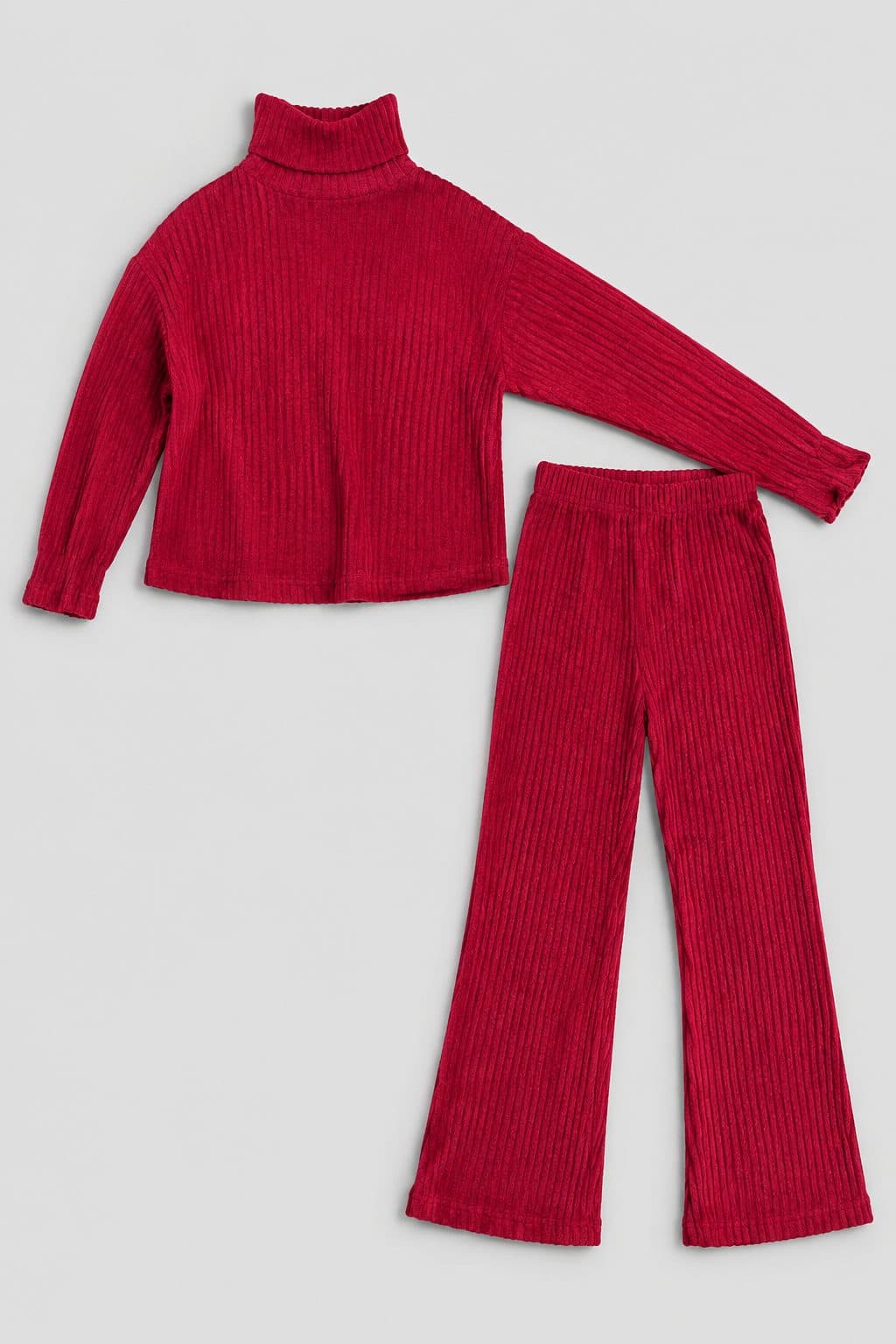 CONJUNTO CUELLO TORTUGA Y PANTALÓN TEJIDO ROJO — conjunto para niña