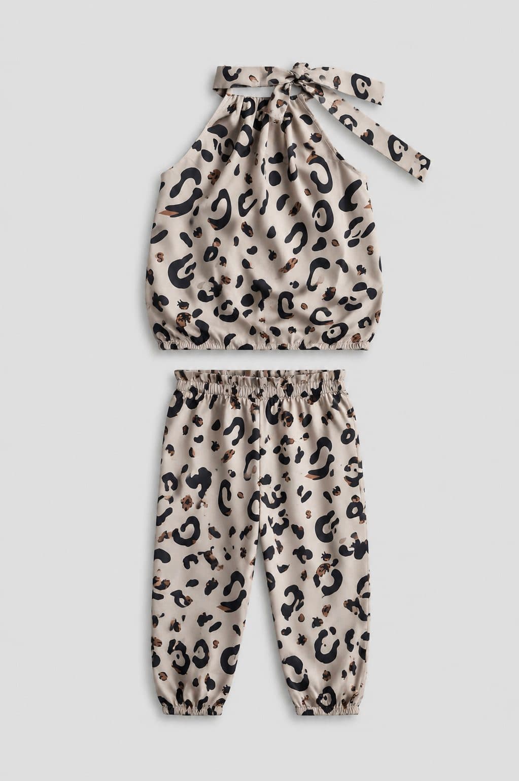 CONJUNTO TOP Y PANTALÓN ANIMAL PRINT — conjunto para niña