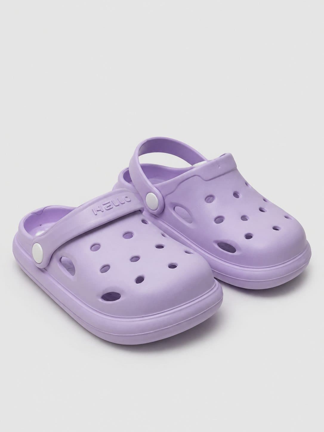SANDALIAS TIPO CROCS LILA — zapatos para niña