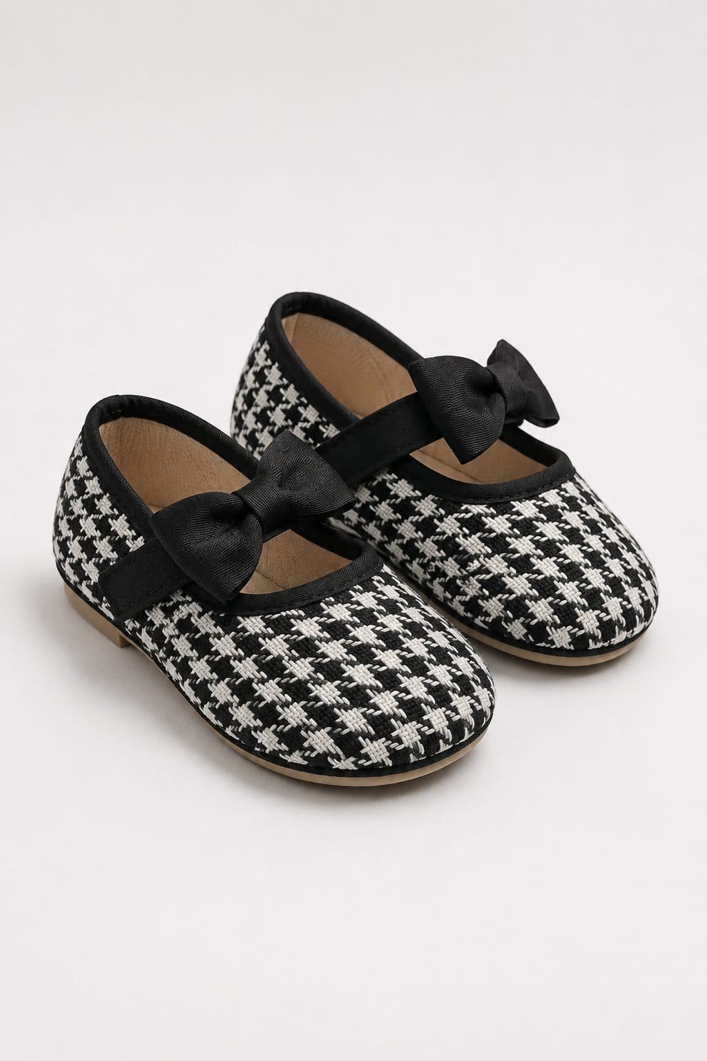 BALERINAS PIED DE POULE CON MOÑO NEGRO — zapatos para niña