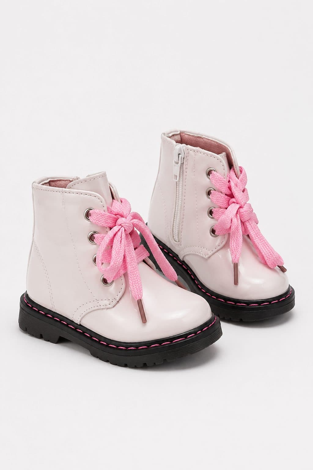 BOTINES BEIGE CON AGUJETAS ROSA — zapatos para niña