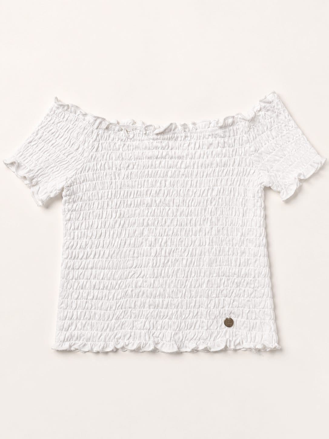 BLUSA BLANCA HOMBROS CAÍDOS TEXTURIZADA — conjunto para niña