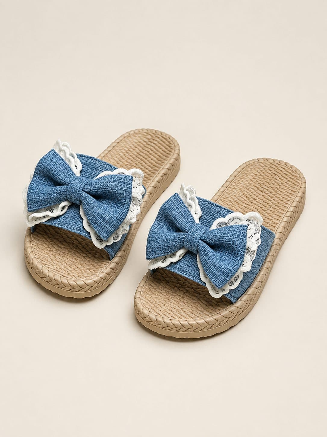 SANDALIAS DENIM CON MOÑO Y ENCAJE — zapatos para niña
