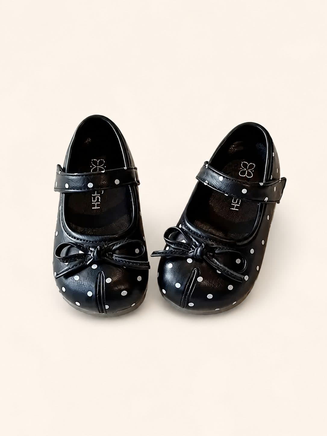 MARY JANE NEGRO CON LUNARES BLANCOS — zapatos para niña