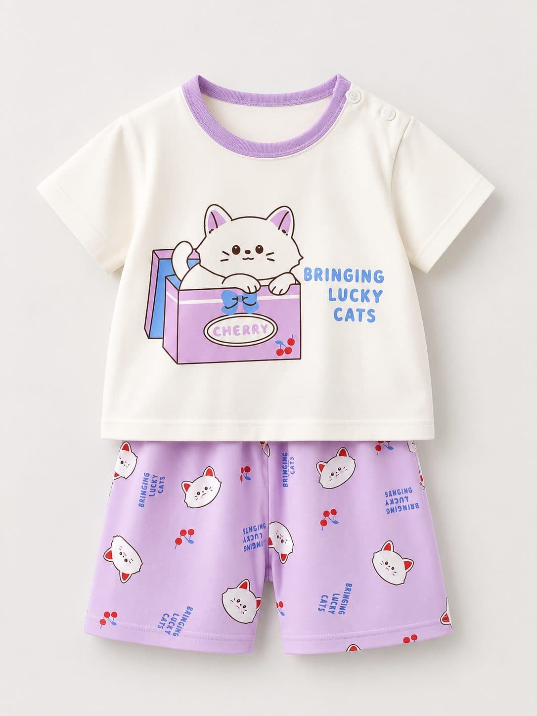 PIJAMA CREMA Y LILA CON ESTAMPADO DE GATITOS — conjunto para niña